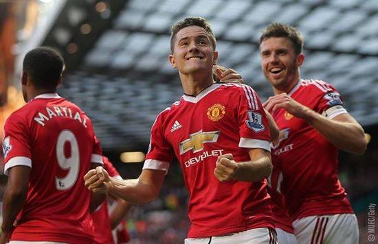 对巴黎圣日 对巴黎圣日