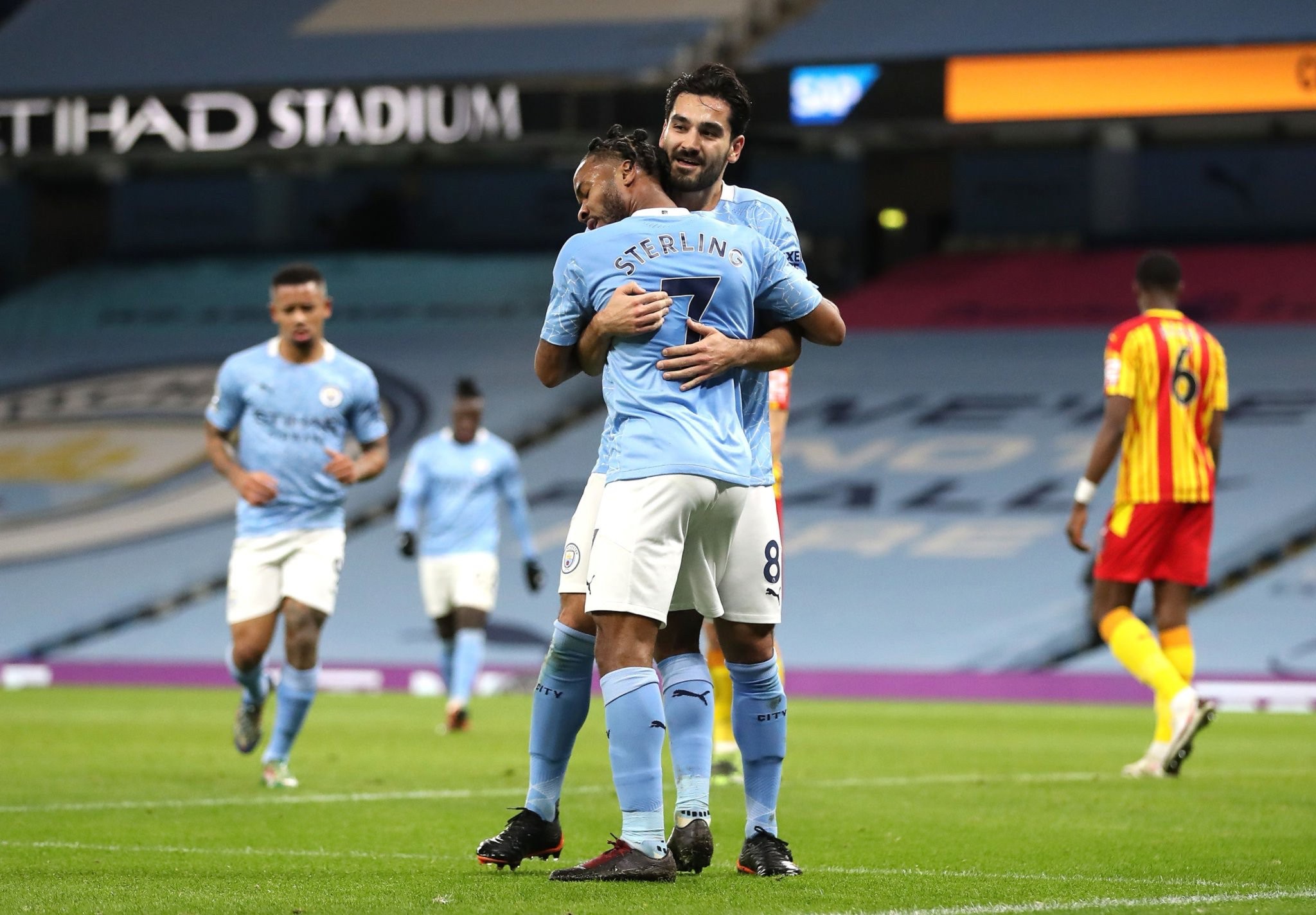 在中国年轻 在中国年轻